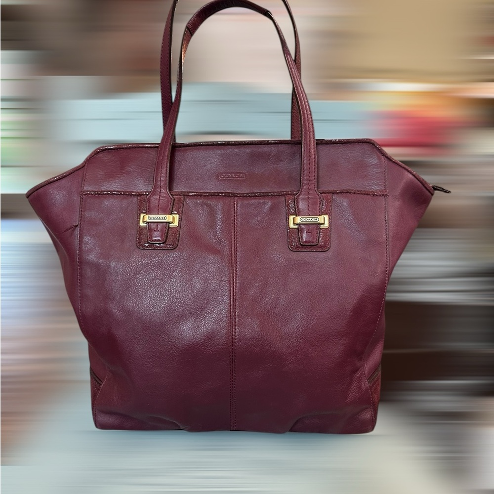 Coach Taylor in burgundy Leather Tote with Structured Design